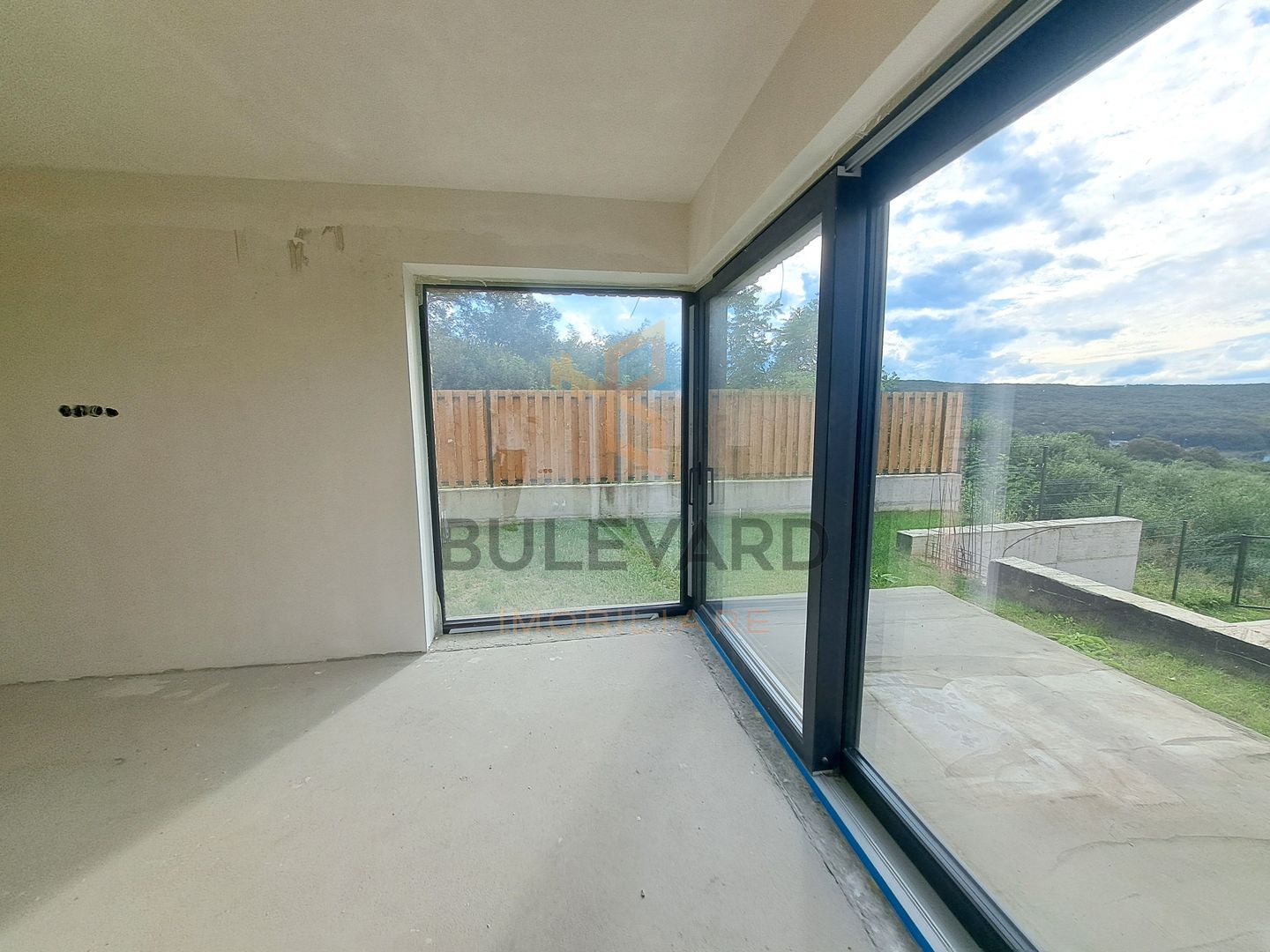 Apartament exclusivist, curte individuala, parcare acoperita, zona Europa - Poză 10