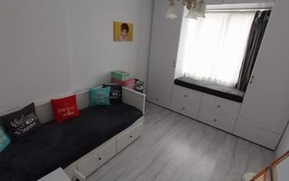 Inchiriere 3 camere mobilat utilat loc parcare - Poză 8