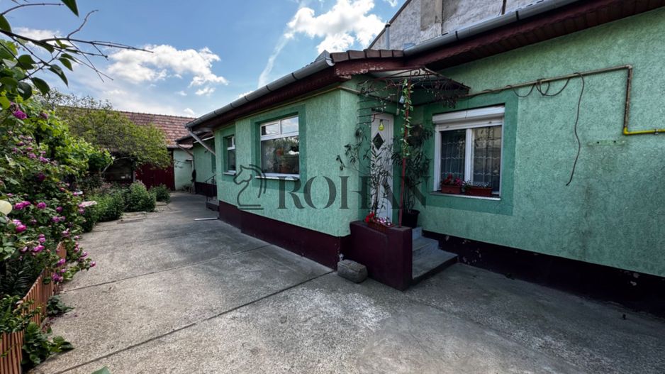 Casă cu teren 700 mp, aproape de centru – Alba Iulia - Poză 2