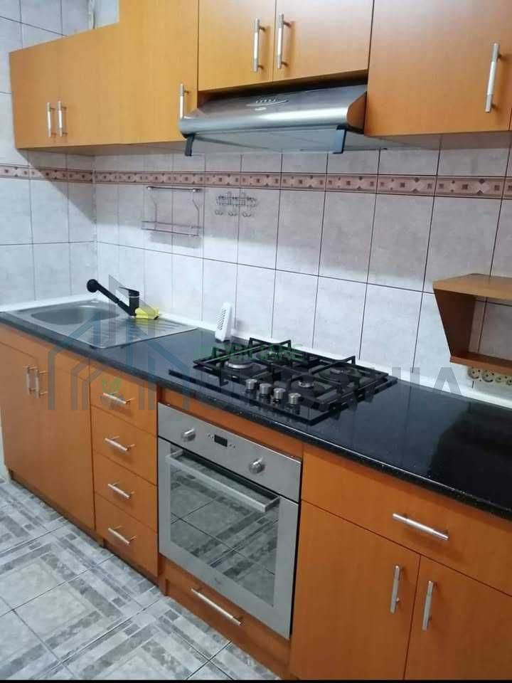 Inchiriez apartament 2 camere, Nicolina, Str. Clopotari - Poză 5