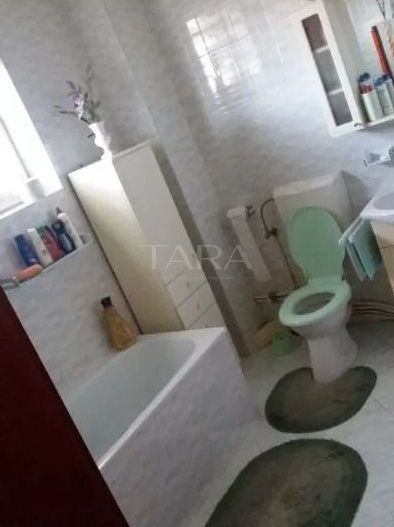 Casă / Vilă cu 5 camere de vânzare în zona Gruia - Poză 4