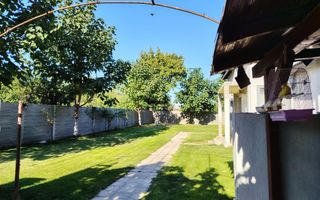 Casă spațioasă în Varias, împărțită în două unități cu acces separat - Poză 15