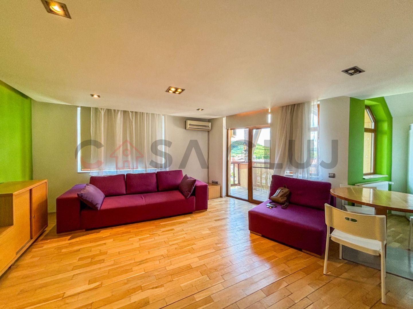 Apartament Spatios pe 2 etaje - Garaj - Complex securizat - Baciu - Poză 2