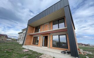 CASA LA ROȘU 220 MP | ZONA RETRASA CU VEDERE PANORAMICA| MARGINEA - Poză 1