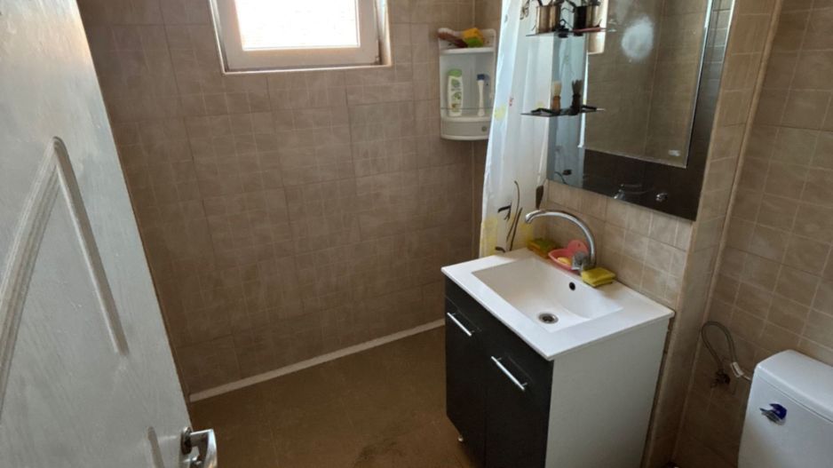 Apartament cu 4 camere de vanzare in Cugir - Poză 6