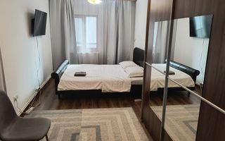 Apartament 3 camere central aproape de UMF-920 Euro, negociabil - Poză 1