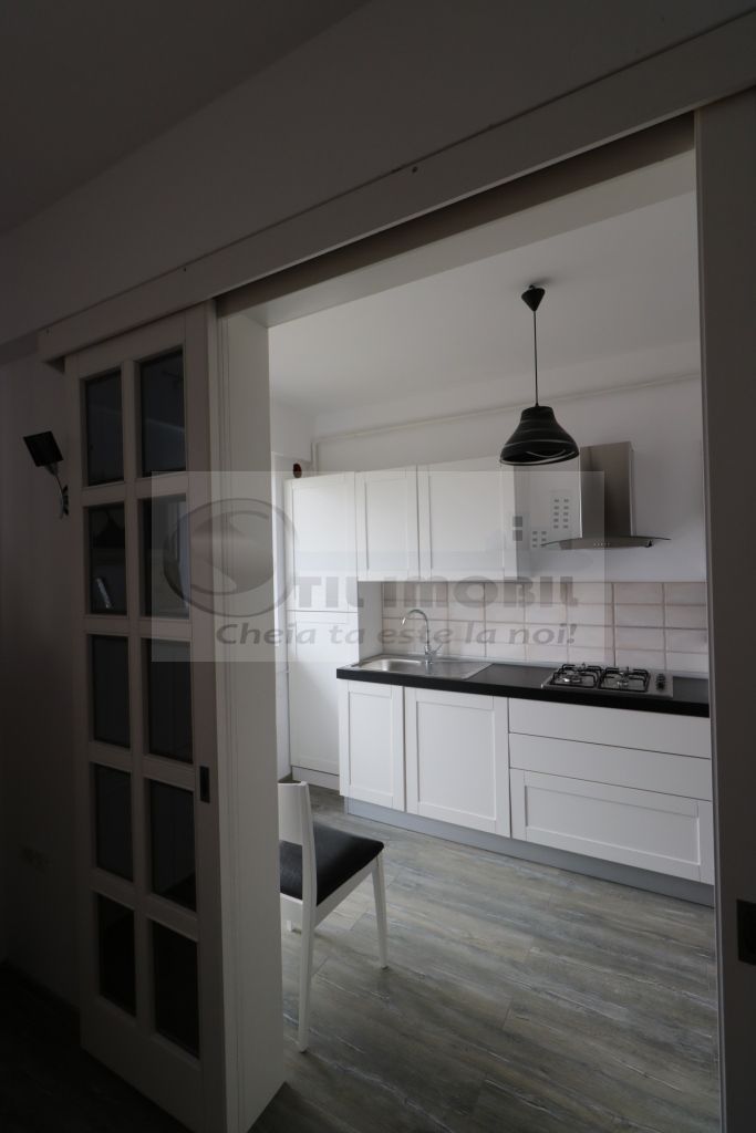 APARTAMENT 2 CAMERE DECOMANDAT PLATOU GALATA-350 € - Poză 12