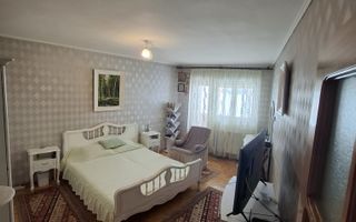 Apartament de 4 camere+ 1 /etaj 2/125mp /Independentei/Focsani/Finante - Poză 2