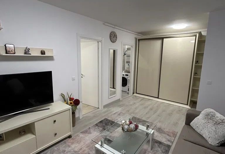 GARSONIERA HILS PALLADY, BUCATARIE INCHISA, BLOC NOU, PARCARE, METROU - Poză 2