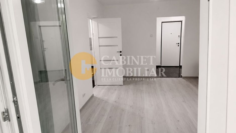 3 camere, Tatarasi -Flux, etaj 2/4, fara risc, renovat, liber! - Poză 1