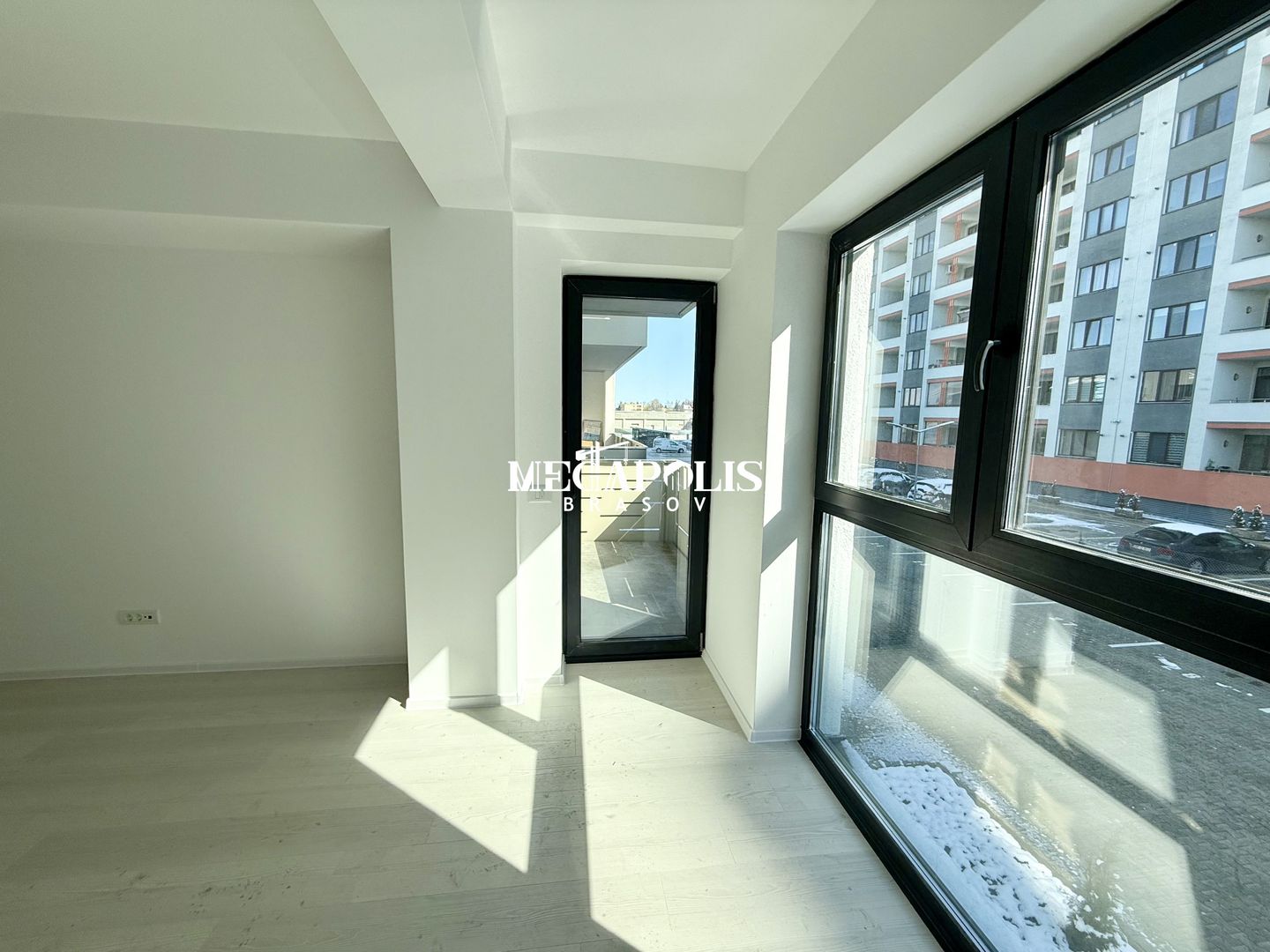 REZERVATĂ ! Bloc Intabulat/Se Accepta Credit/Incalzire in Pardoseala - Poză 5