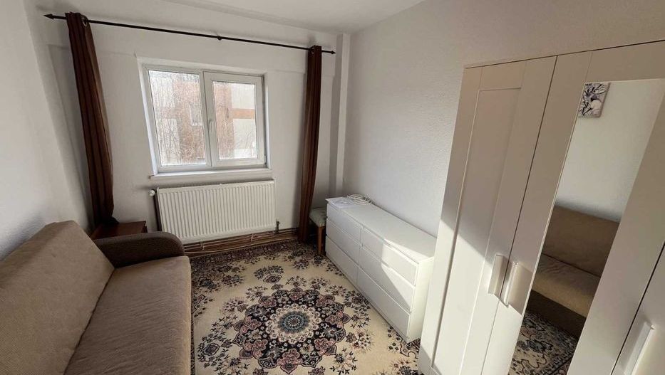 Apartament cu 3 Camere, decomandat  Cetate  Mercur  2 bai,boxa - Poză 3