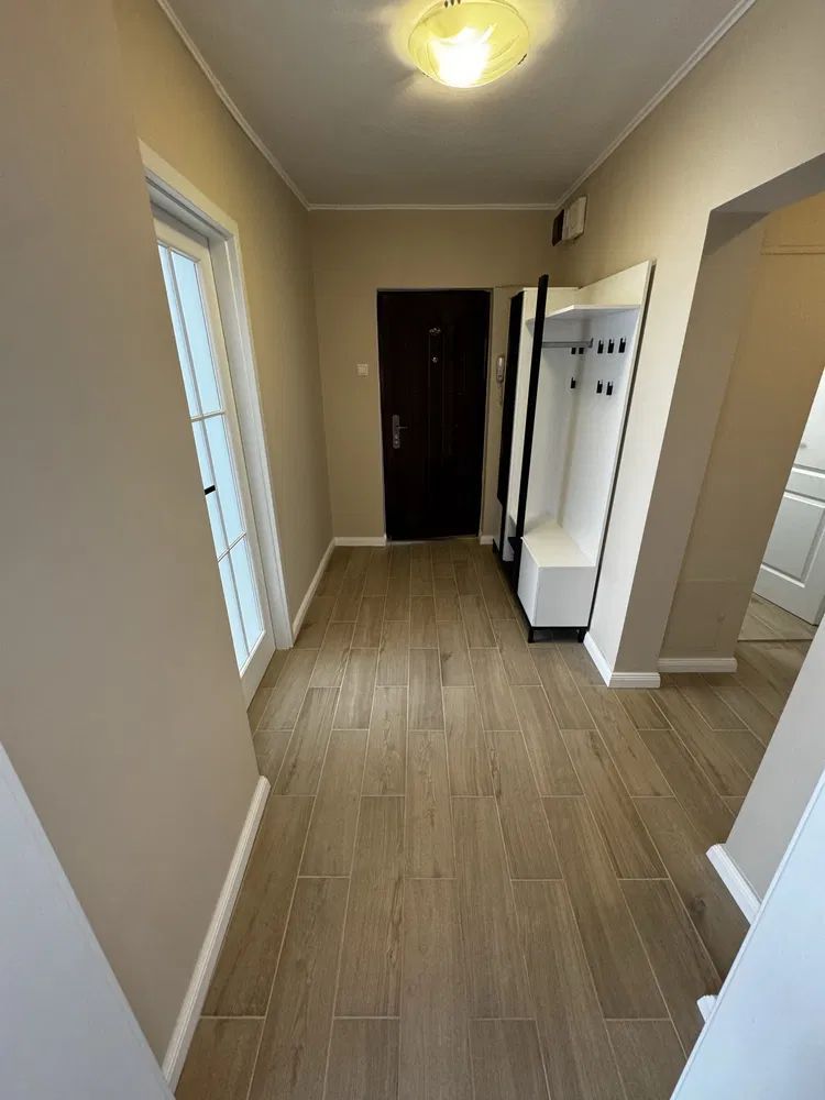 AP. 3 CAMERE- DRISTOR, PARCARE, MASINA DE SPALAT VASE, METROU 5 MINUTE - Poză 3