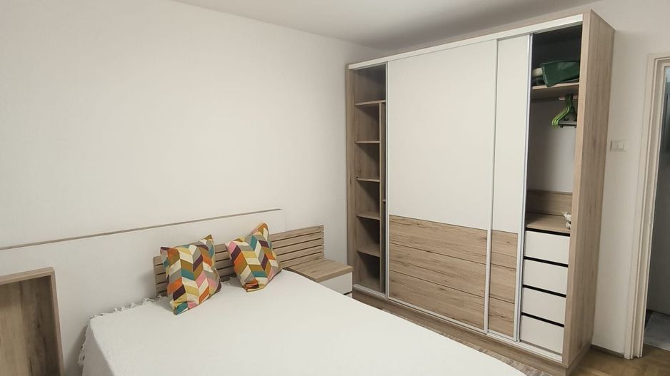 Apartament 2 camere Crangasi - Poză 1