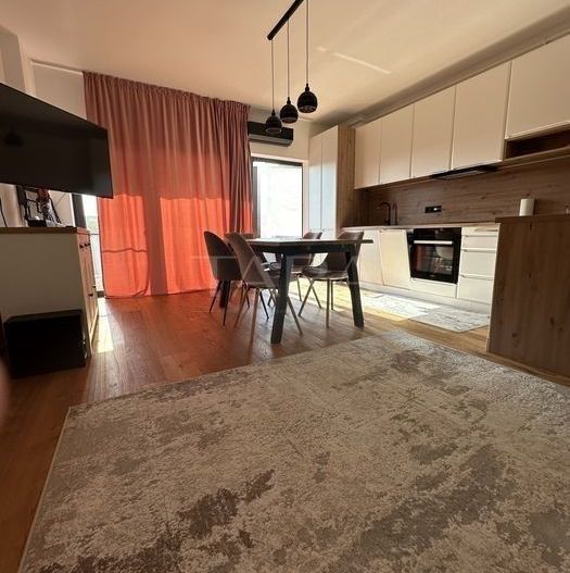 Vanzare apartament  ultrafinisat 3 camere  Apahida - Poză 1