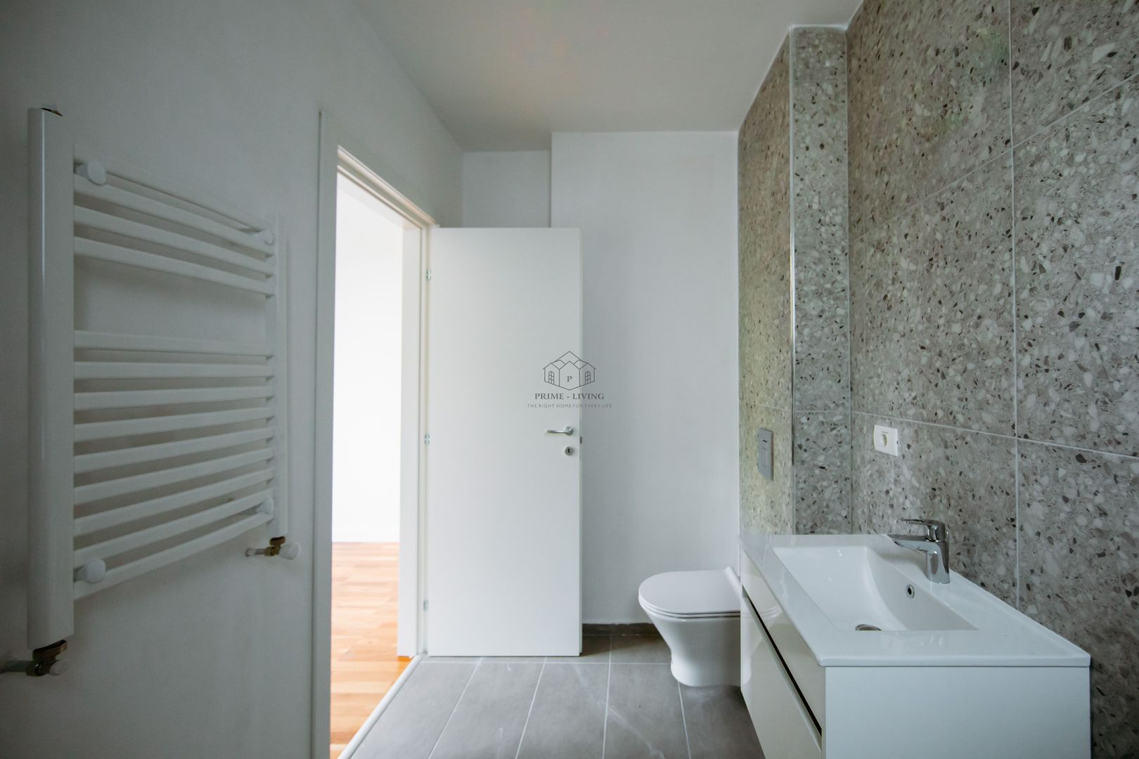 VILA SUPERBĂ CU 4 DORMITOAARE ȘI PISCINA LA INCHIRIERE - Poză 26