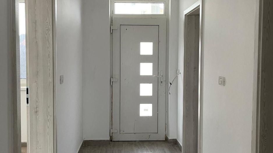 Duplex in  4 camere si 3 bai la cheie - Calea Urseni - Poză 15