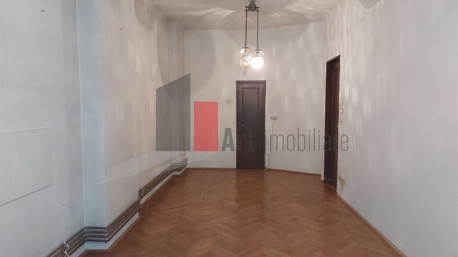Apartamentul "BEQUEM",  180 mp suprafata totala, CONSOLIDAT, GARAJ IN ACTE, BOXE - Poză 10