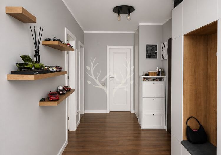 Apartament cu 3 camere in Ansamblul Lumina – Europa - Poză 4