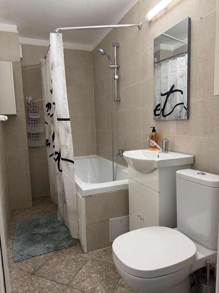 Închiriez apartament 3 camere modern, Nerva Traian -Piata Unirii - Poză 7
