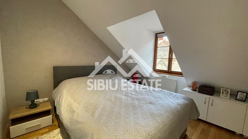 Casa de inchiriat cu 3 camere in Zona Ultracentrala - Poză 14