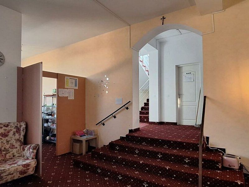 Casă / Vilă cu 8 camere de vânzare - Poză 10