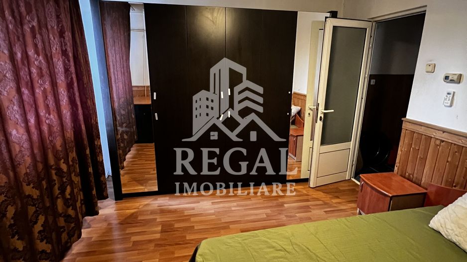 Apartament 2 camere, decomandat – Micro 4 - Poză 1