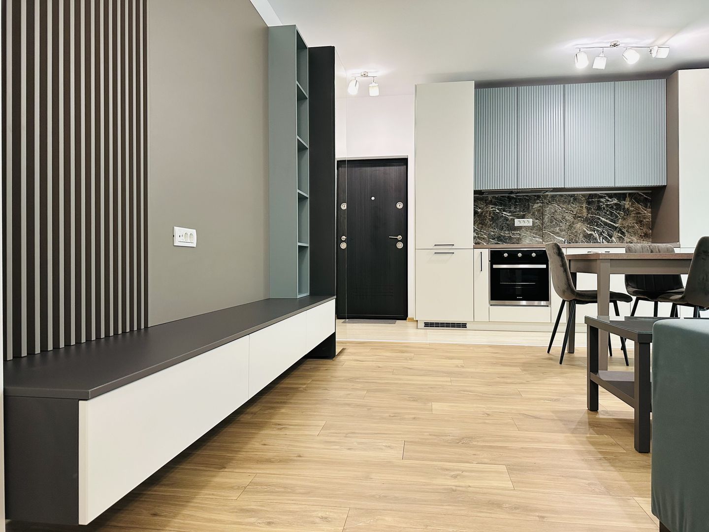 Oferta Inchiriata - Prima inchiriere, 2 camere - Segmentul Premium - Poză 1