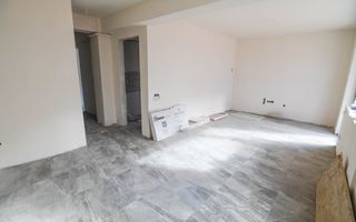 Apartament 3 camere cu terasa, gradina si parcare subterana si boxa - Poză 2