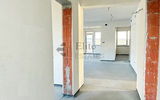 Casa cu 4 camere de vanzare in Cihei - Poză 9