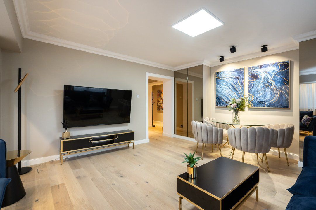 LUX, ULTRACENTRAL 4 cam / P-ta Victoriei-Guvern,Str. Mexic - Poză 3