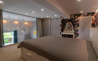 ?** Apartament superb pe doua niveluri Ultrafinisat Semicentral ** - Poză 29