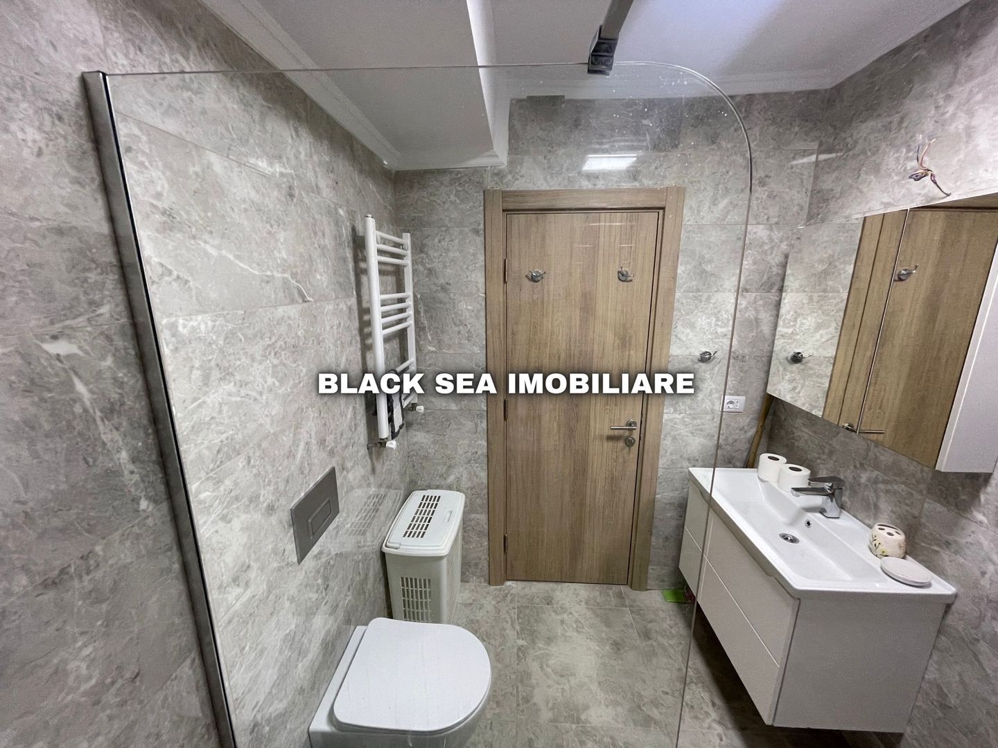 Apartament 2 camere cu vedere la lac | Solid Residence Butoaie - Poză 15