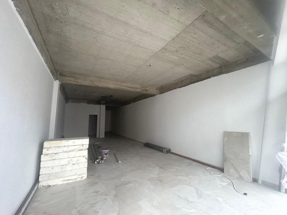 Spatiu comercial Selimbar 120 mp - vitrina la strada - zona Brana - Poză 6