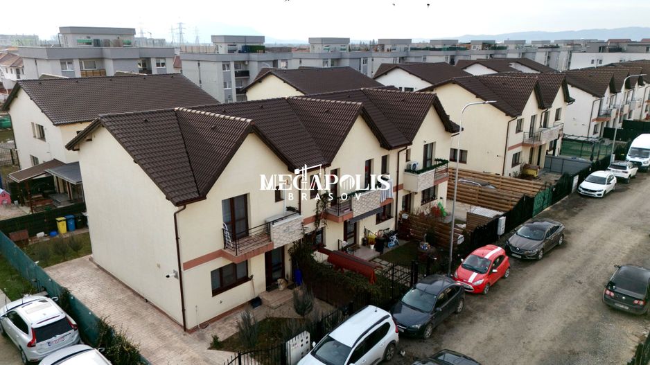 Triplex 4 camere | Utilități | Credit | Sânpetru - Poză 3