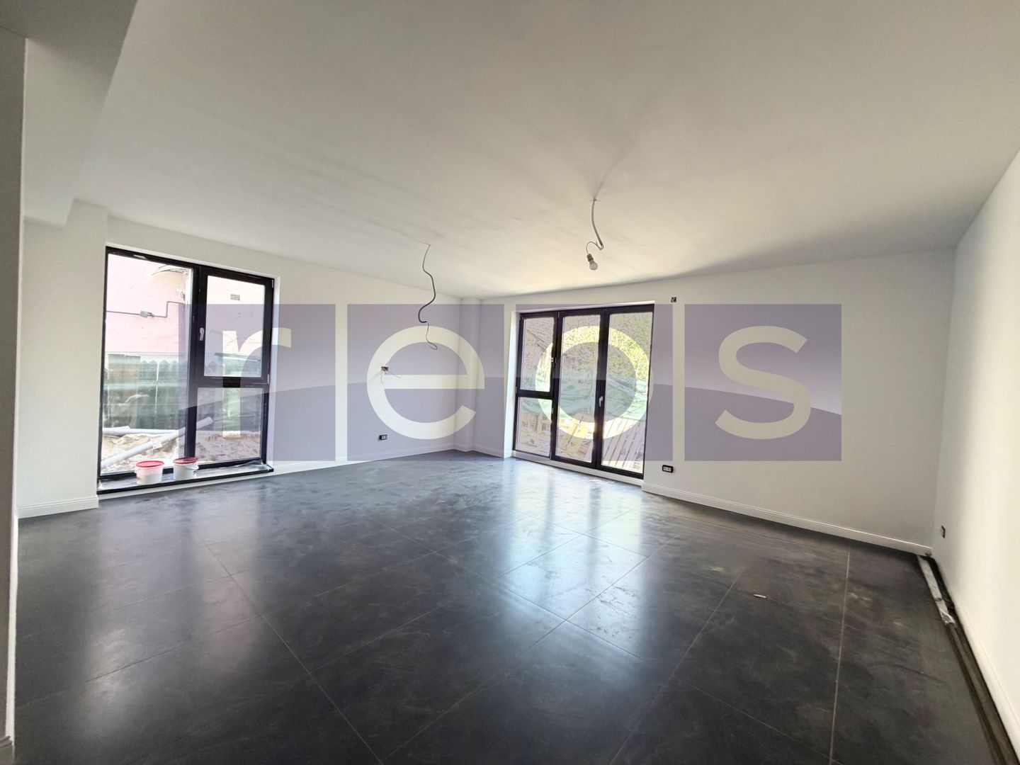 VILA INDIVIDUALA P+1+M | 284 MP UTILI | 5 DORMITOARE | ZONA BUCURESTII NOI - Poză 5