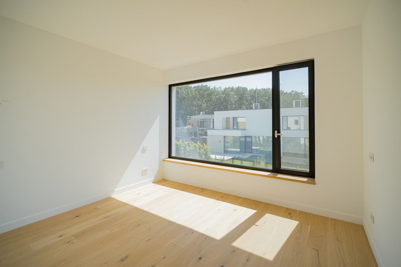 Vila cu 4 camere in Amber Forest - Poză 4