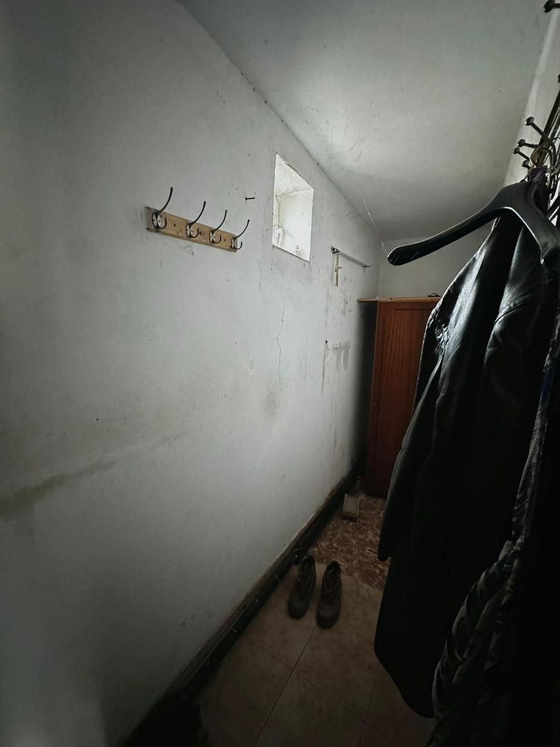 Casa cu teren de 331 mp Velenta - Poză 9