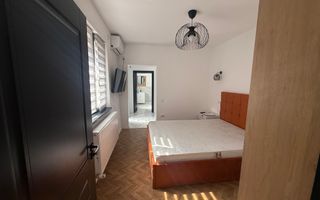 Garsoniera, ultracentral - 400 Euro - Poză 3