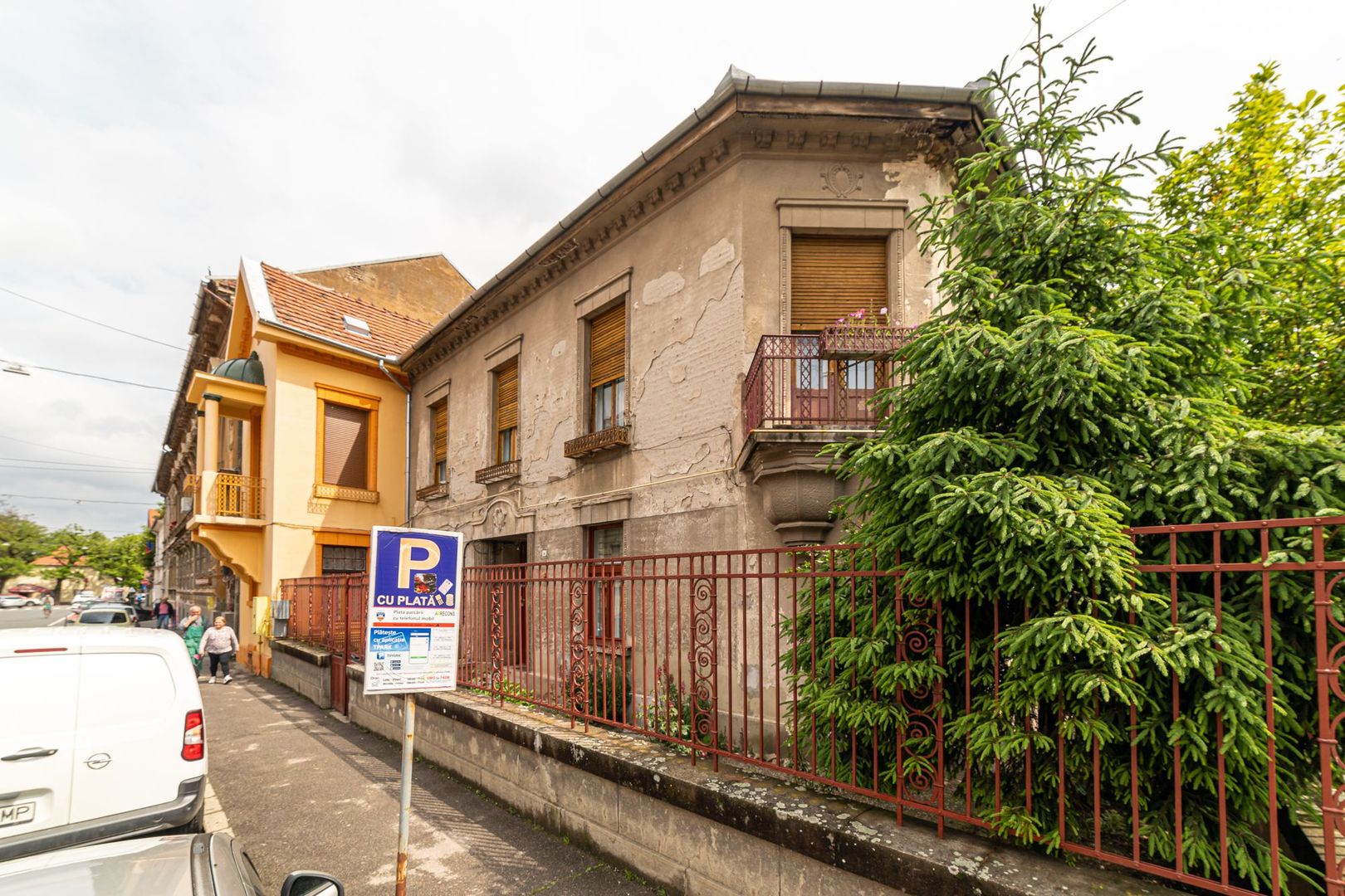 Proprietate vândută Apartament primitor într-o clădire deosebită - Poză 2