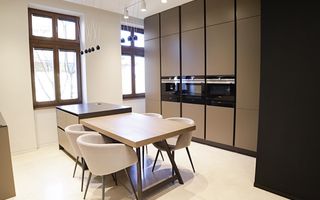 Apartament 3 camere de lux  Centru Istoric, 130mp, 2000Euro - Poză 1