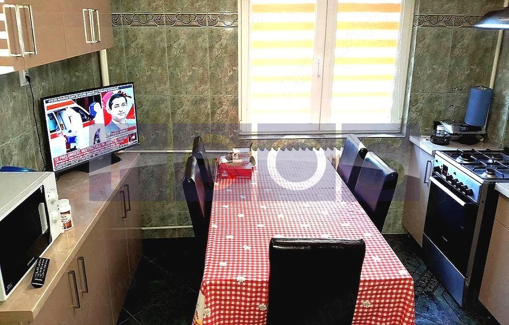 VANZARE 5 CAMERE DECOMANDAT UNIRII -FANTANI - Poză 8