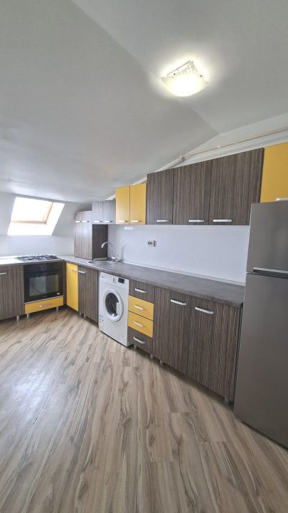 Apartament 3 camere Stefanesti - In Spate la Carrefour - Poză 3