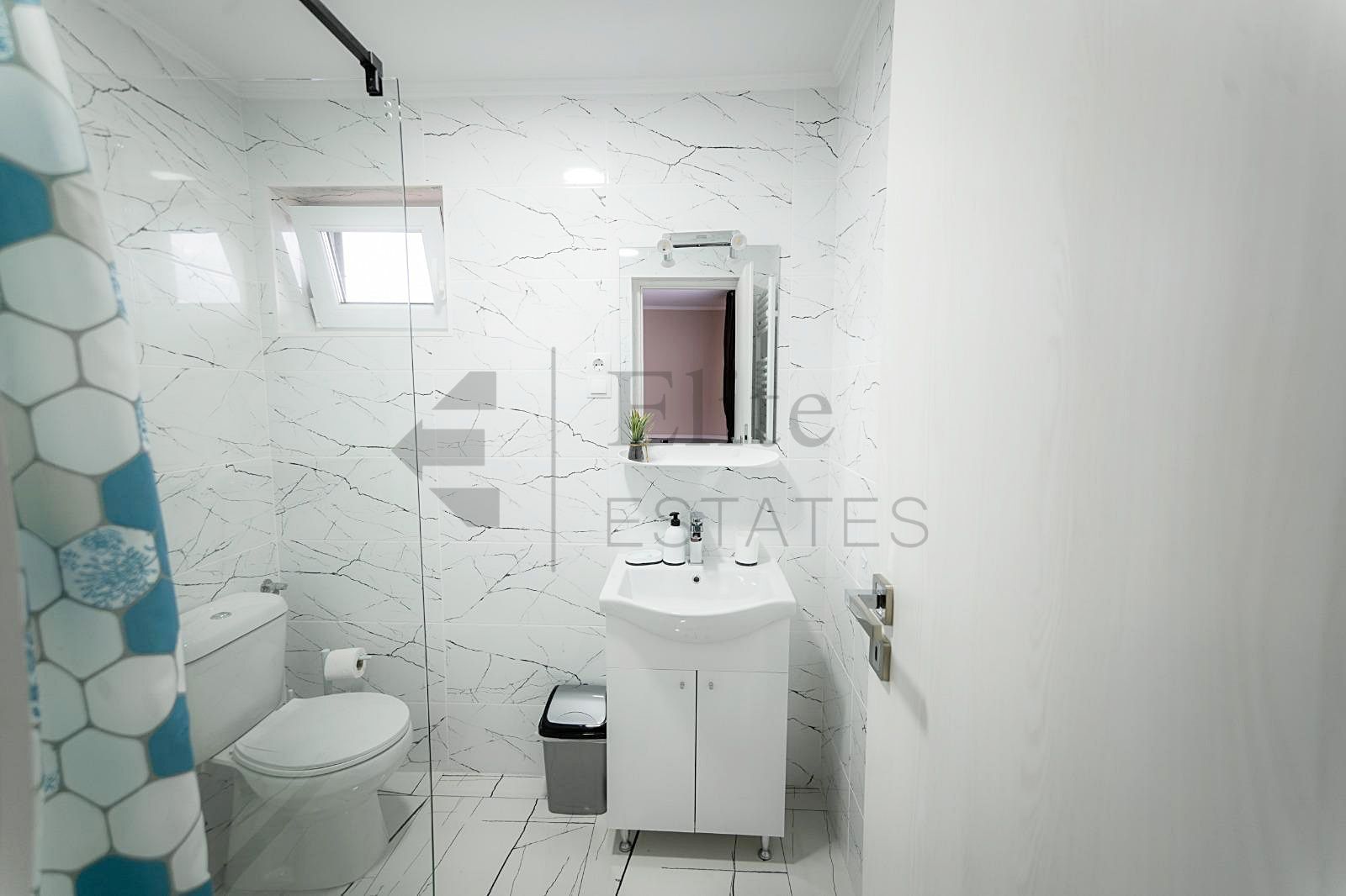 Casa / Pensiune de inchiriat in Baile 1 Mai din Bior - Poză 10