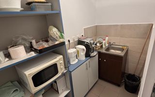 De închiriat service auto cu zona de birouri/sala asteptare - Poză 12