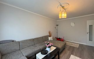 Apartament cu 3 camere decomandat, etaj intermediar,  zona Lidl Hotvon - Poză 3