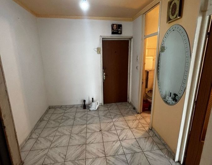 GARSONIERA SPATIOSA  METROU APARATORI PATRIEI - Poză 8