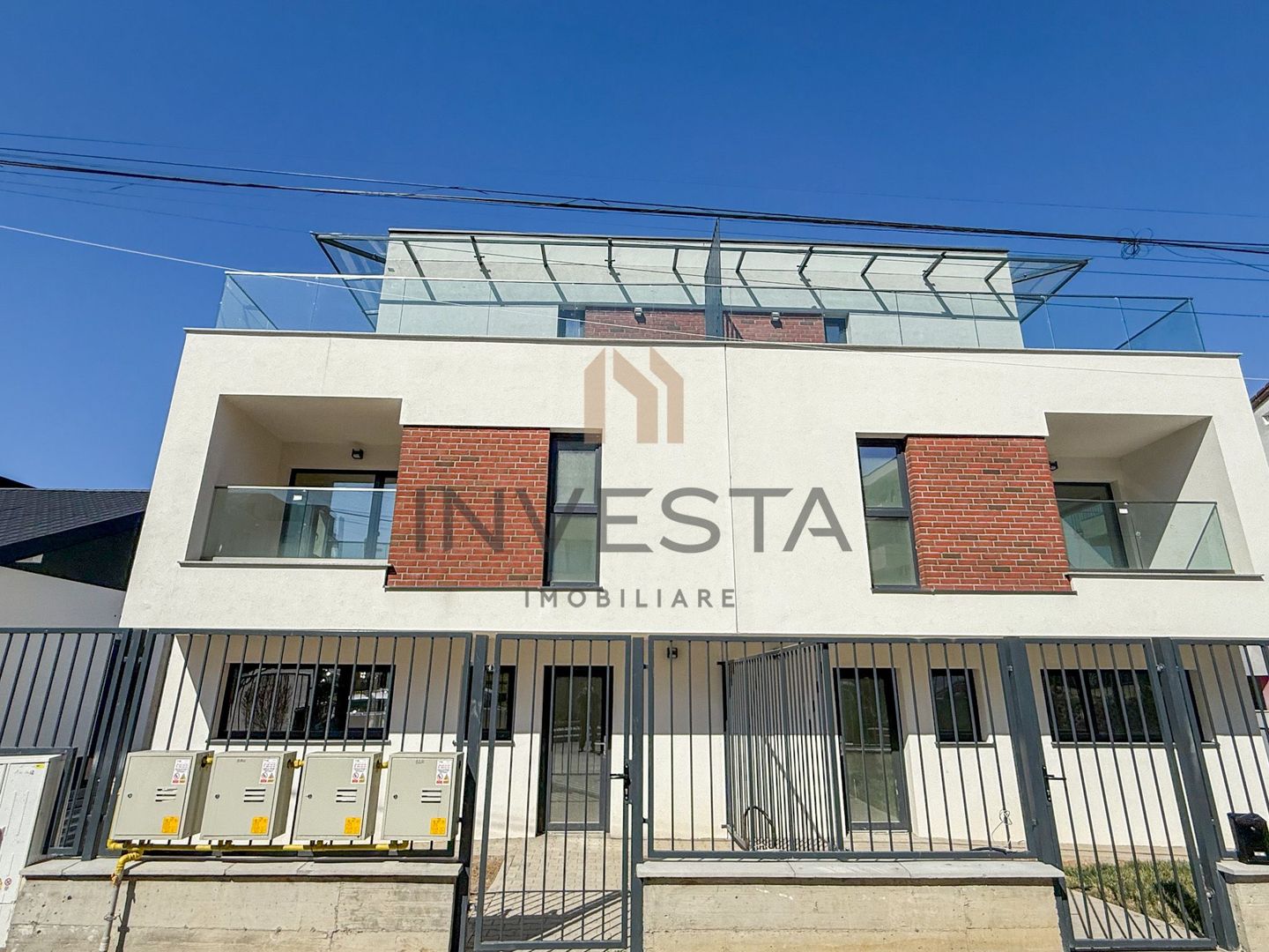Duplex premium cu panorama, strada retrasa, zona Andrei Muresanu - Poză 1