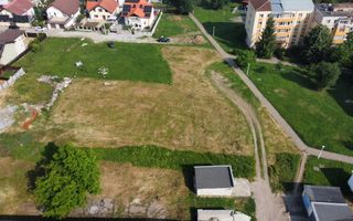 Teren de vânzare în zona Ciuperca – ideal pentru construcția unei case - Poză 1