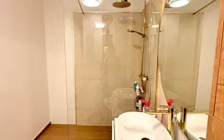 Apartament ultramodern / etaj intermediar / Zona Vivo - Poză 29